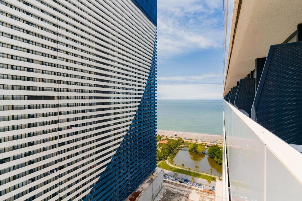 Апартаменты Orbi City Батуми Экстерьер фото
